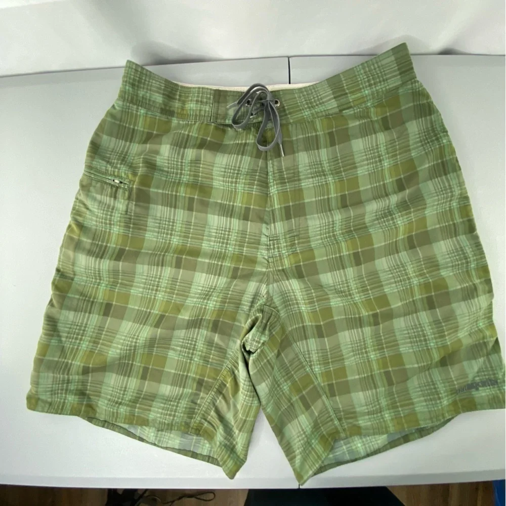 Patagonia green plaid wayfarer board short swim trunks, 34